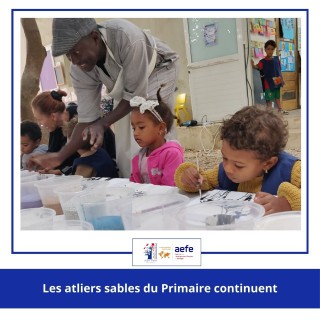 Les ateliers sables à l’école primaire